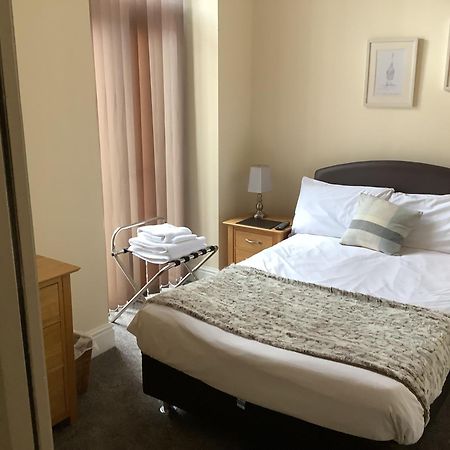 Jeffersons Abbey Road Serviced Apartments (Adults Only) Barrow-in-Furness Exteriör bild