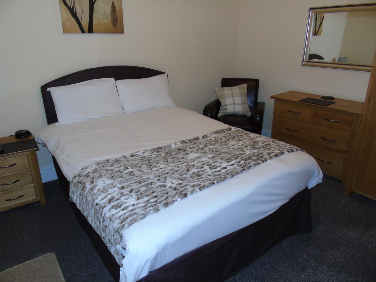 Jeffersons Abbey Road Serviced Apartments (Adults Only) Barrow-in-Furness Exteriör bild